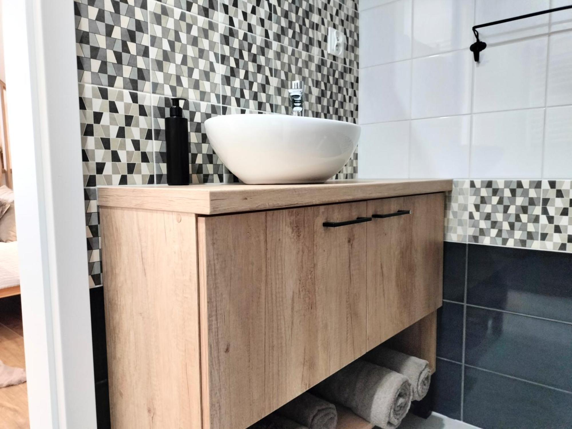 Agroturystyka Jodlowa - Rodzinne Apartamenty W Centrum Gor Swietokrzyskich - Sala Zabaw, Zwierzeta, Bilard Krajno-Zagorze ภายนอก รูปภาพ