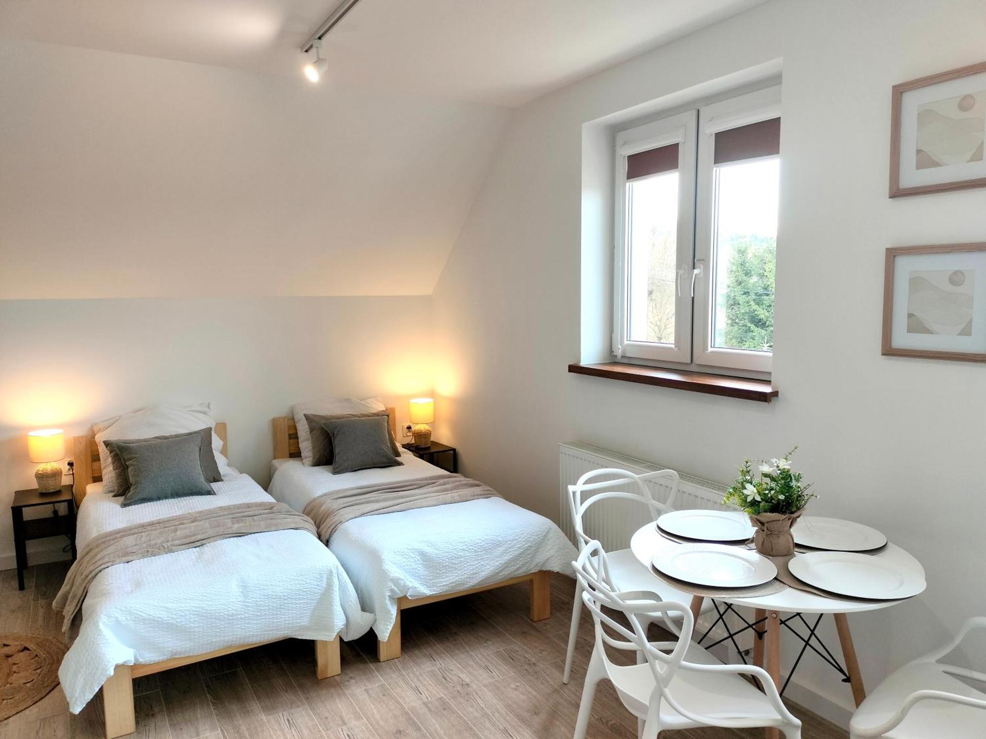 Agroturystyka Jodlowa - Rodzinne Apartamenty W Centrum Gor Swietokrzyskich - Sala Zabaw, Zwierzeta, Bilard Krajno-Zagorze ภายนอก รูปภาพ